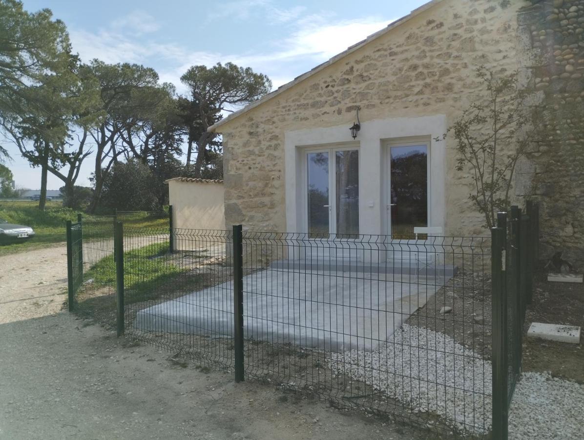 Appartement Meuble Et Tout Confort, Au Milieu De La Campagne Saint-Paul-Trois-Châteaux Exterior foto
